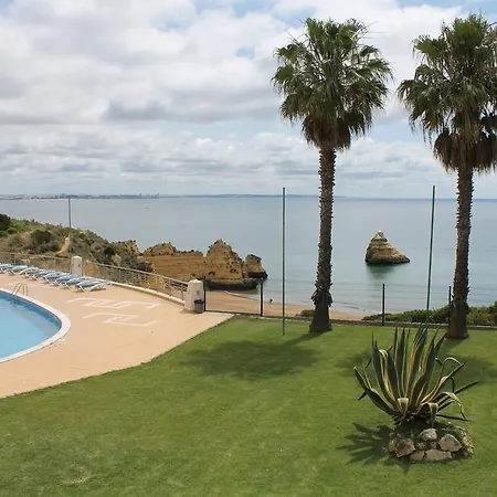Dona Ana's Beach Лагуш